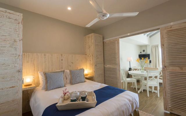 Le Nautique Luxury Beachfront Apartments