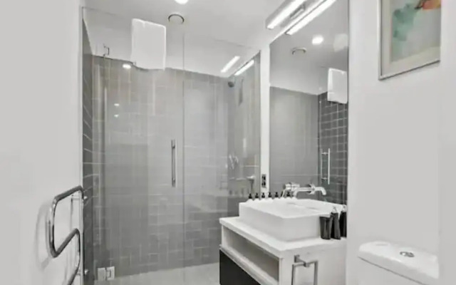 Viaduct Harbor Beauty - Free Wi-Fi, Gym And Pool