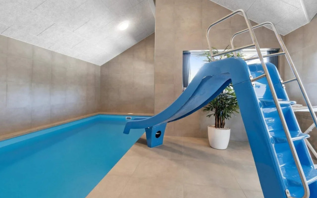 5 Star Holiday Home in Romo