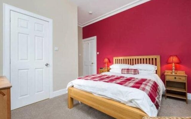 Golf Lodge Bed & Breakfast