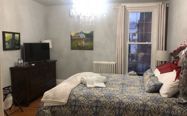 1000 Islands B and B Brockville