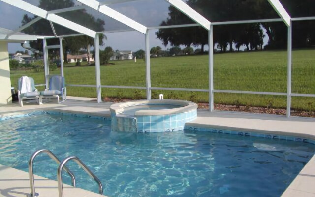 Villa Tineke - Golfcourse - 4 Bedroom