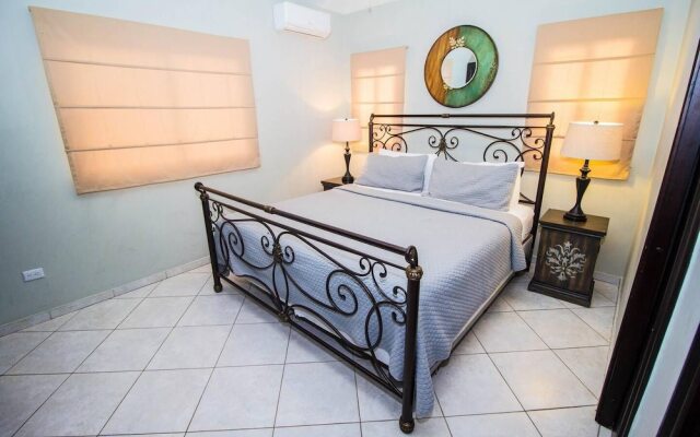 New! 6 Bedroom Ocean View