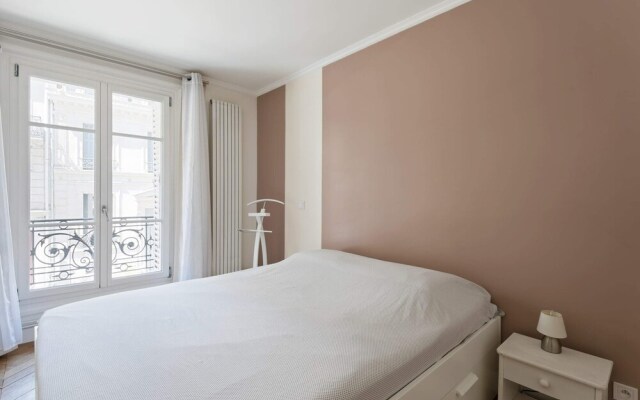 Family Apartment in the Heart of Paris