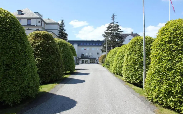 Solborg Folkehogskole Hostel