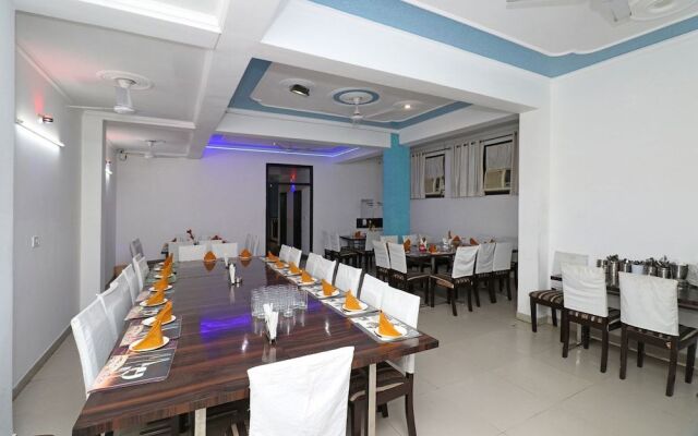 OYO 22711 Rajni Guest House