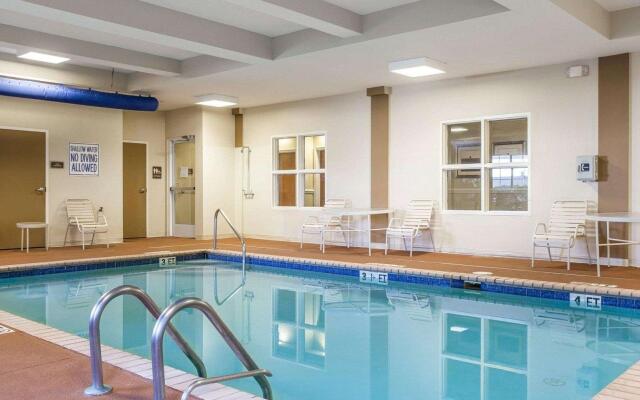 Comfort Inn & Suites Orangeburg