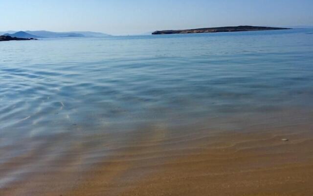 Dream Villa near Kid's Beach by VillaRentalsgr