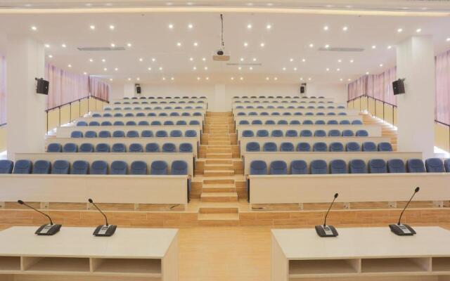 Lavande Hotels· Dongguan Liaobu Center