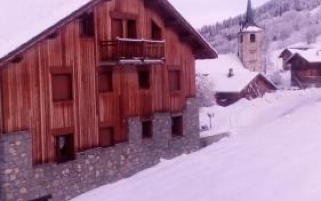 Chalet belle vue montagne proche Valmorel 86009