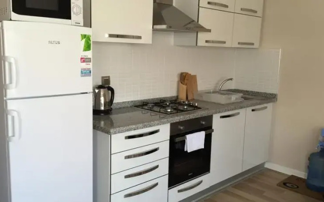 Golden Life Apartment