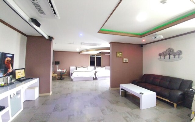 Seosan Hotel Iris