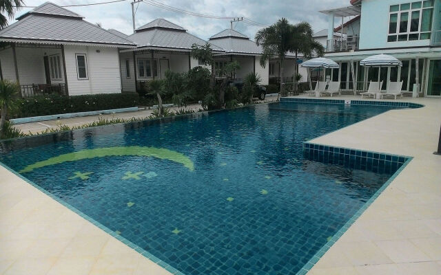 T Villas Huahin