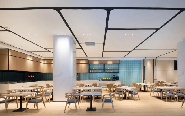 Novotel Jiaxing Port Area