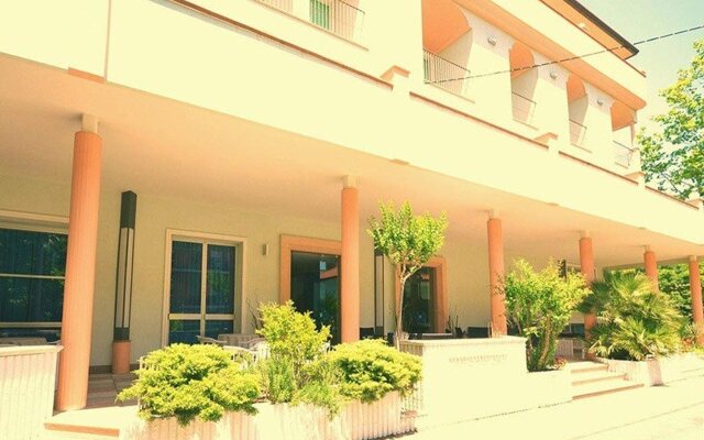Hotel Ombrosa