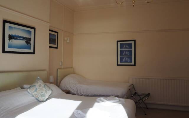 Hideaway At Thornleigh Hotel