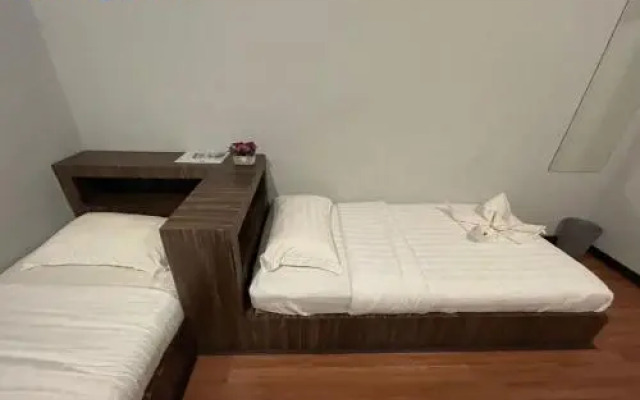 SPOT ON 90367 7 inn Semporna