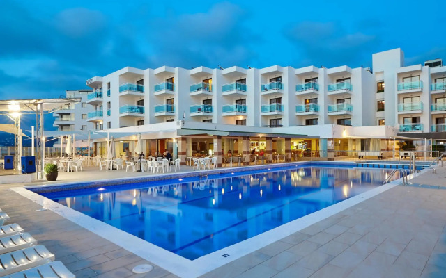 Nereida Aparthotel