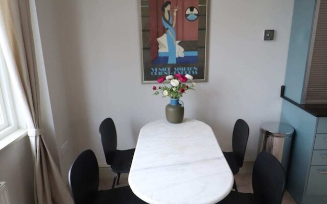 Stylish Light-filled 1 Bedroom Flat In Hammersmith