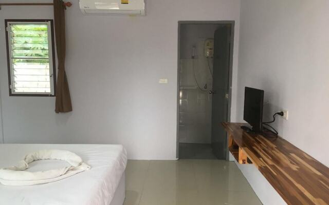 OYO 894 Pakdee Resort2