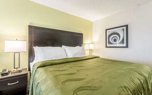 Quality Inn Palm Beach International Airport