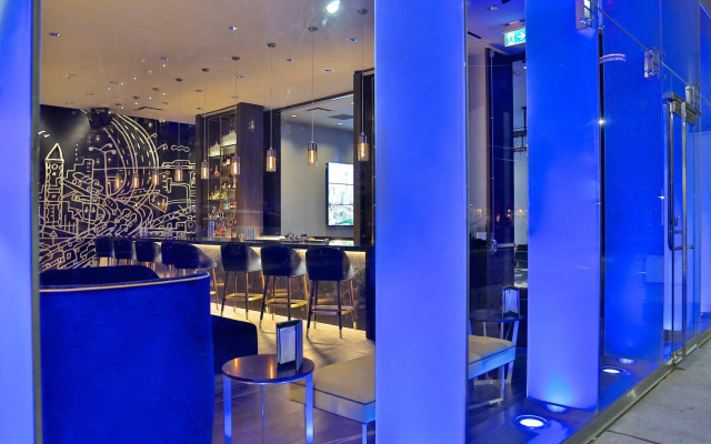 1 Hotel Toronto