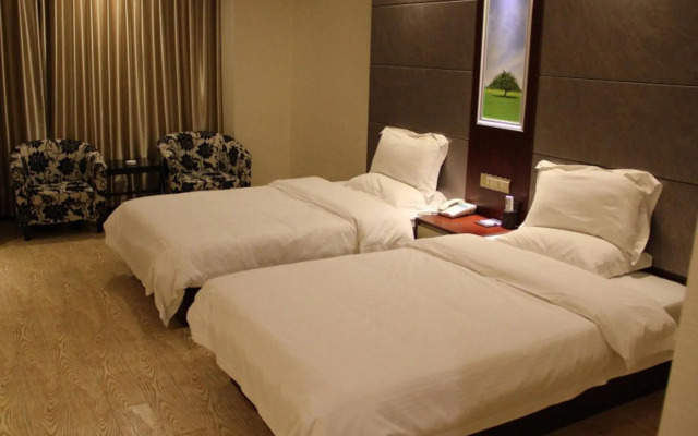 GreenTree Inn Nantong Tongzhou Shiji Avenue Jianghaihuangdu Express Hotel