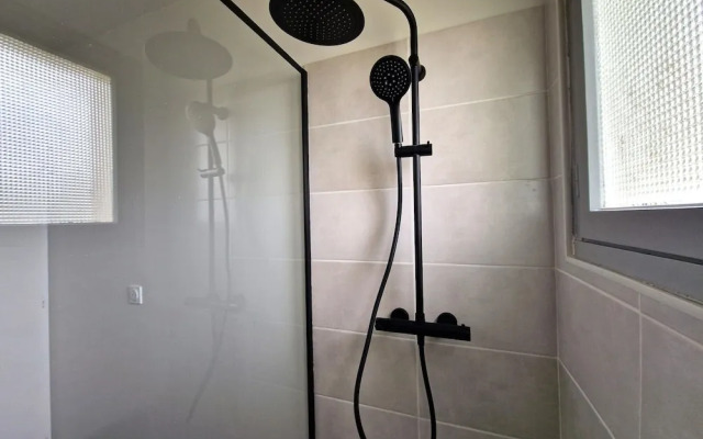 Holiday Home in Kerbors Near Cote de Granit Rose