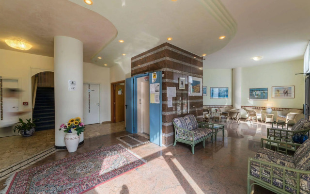 Hotel Airone