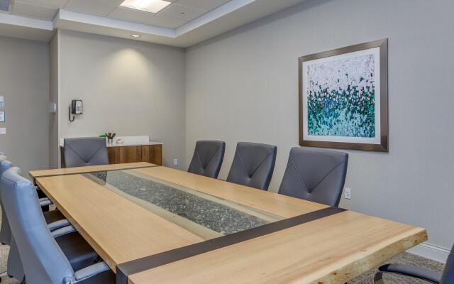 Holiday Inn & Suites Bellingham by IHG