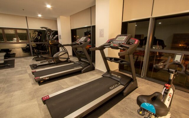 AZ Hotel & Serviced Apartments