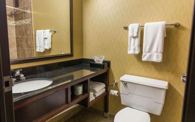 Clarion Hotel Convention Center