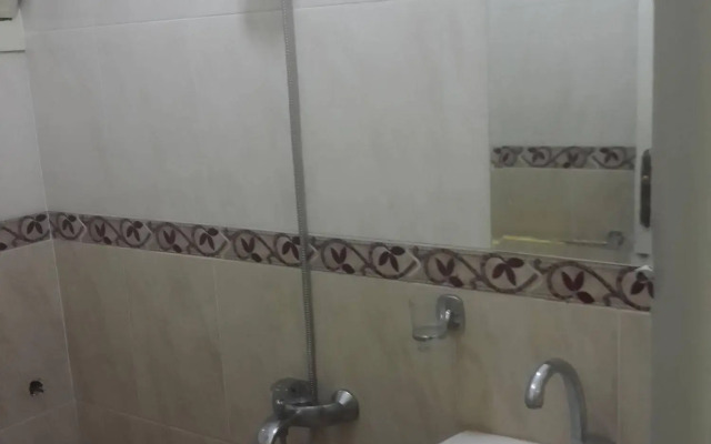 Pyramids Plateau Inn