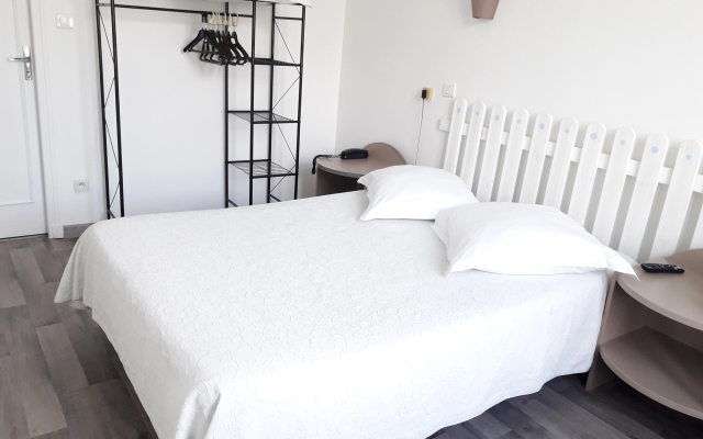 Au Nouvel Hotel