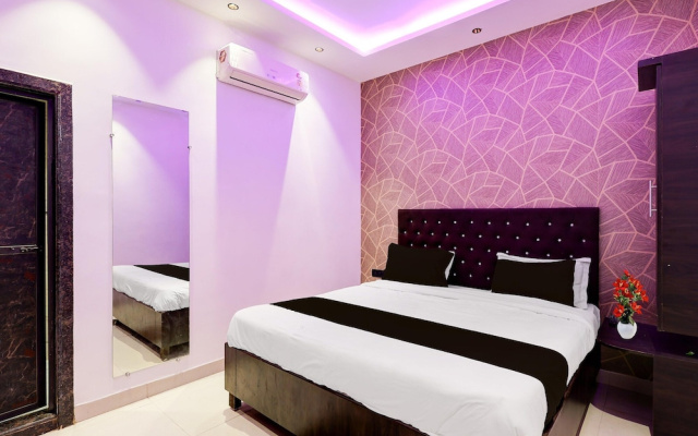 Super Townhouse Oak Kanpur