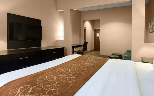 Comfort Suites Houston West at Clay Road