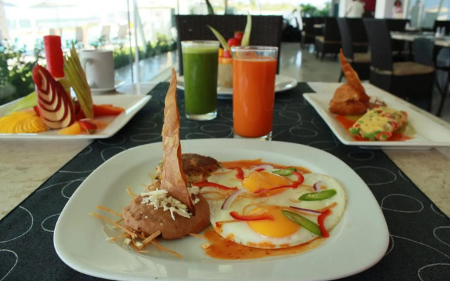 Park Royal Beach Mazatlán