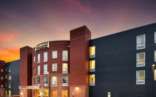 Staybridge Suites Marquette by IHG