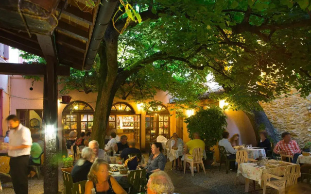 Hotel Le Commerce