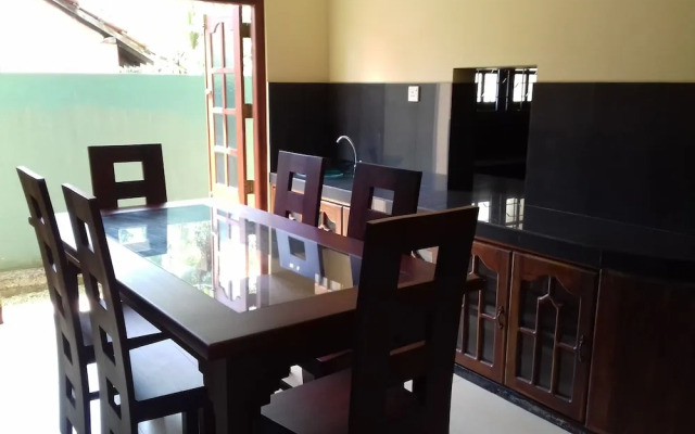 Villa Vinses In Hikkaduwa