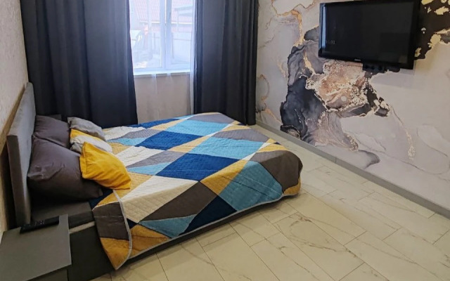 Yousinn (Мрамор Хаус)