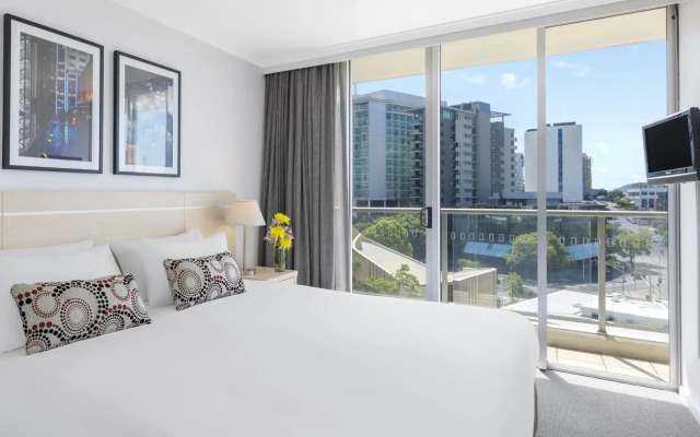 Oaks Brisbane Lexicon Suites