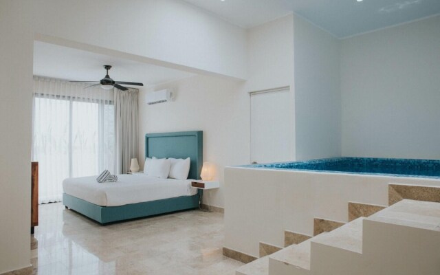 Spacious 2 BR Aldea Zama Private Pool Movie Cinema Gym