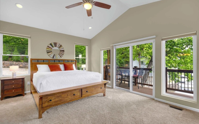 Trails End Hideaway Waterfront