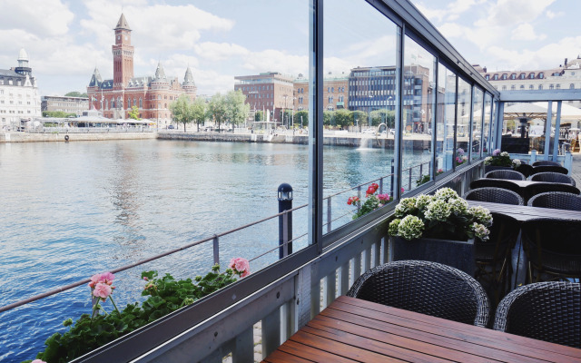 Elite Hotel Marina Plaza