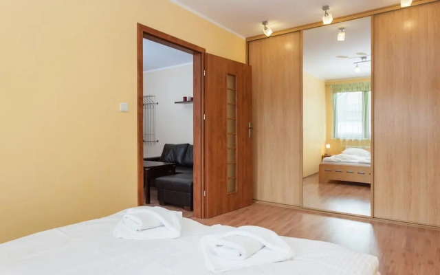 Apartments Handwit by Renters