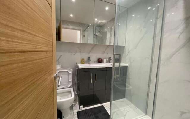 Bond Street & Oxford Street Mayfair Condo Flat