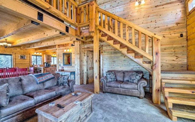 Pet-friendly Cloudcroft Cabin: Walk to Shop, Food - фото 3