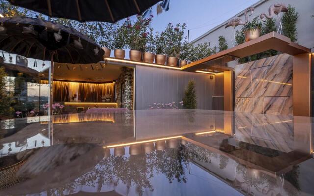 On Suites Sevilla Apartments designed for adults