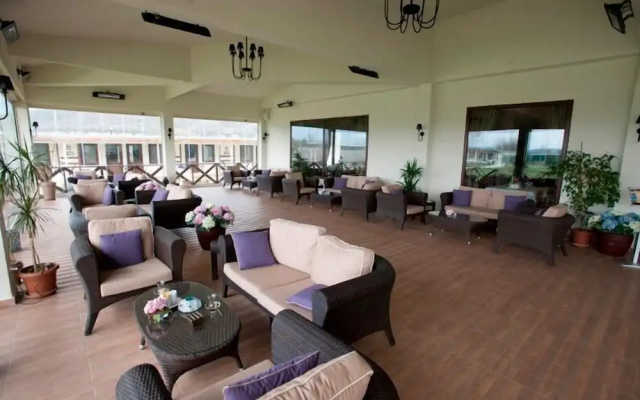 Riva's Club